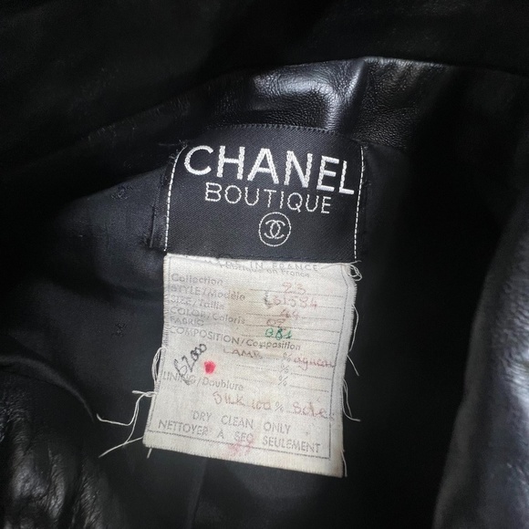 CHANEL VINTAGE BLACK LEATHER SWING COAT (FR44 | LARGE) - Picture 7 of 10